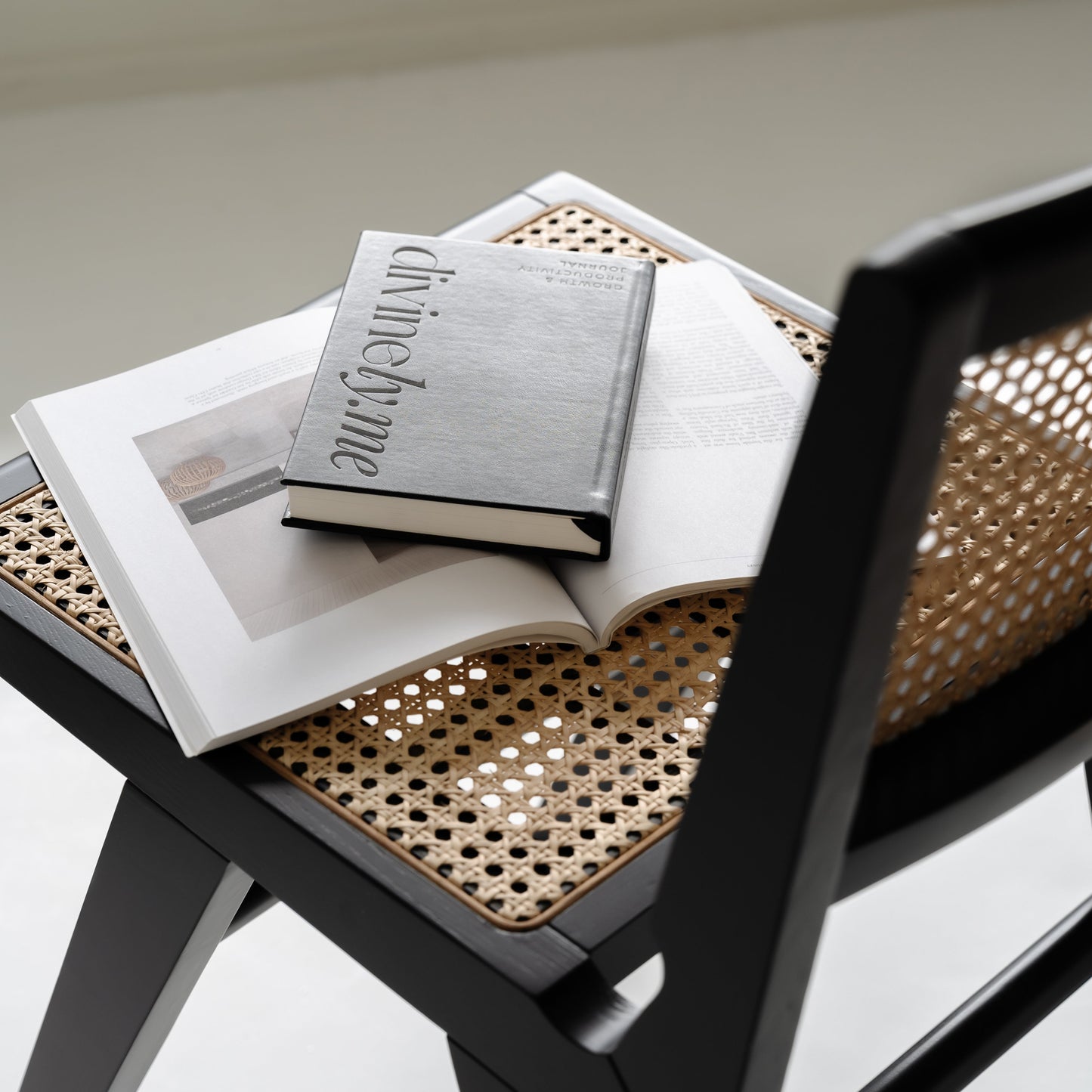 the-growth-journal-planner-black